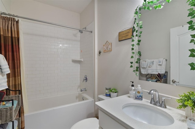 24624 NW 7th Ln, Newberry, FL 32669 - bathroom featuring shower / bath combo with shower curtain, vanity, and toilet