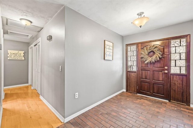 2204 Krista Ln, Brandon, FL 33511 - entryway featuring baseboards