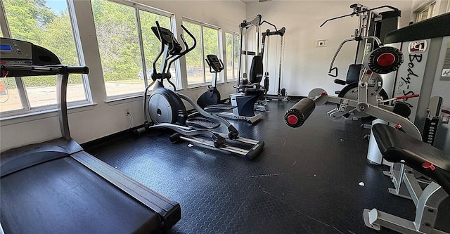 4000 SW 23rd St Unit 3-205, Gainesville, FL 32608 - gym featuring baseboards