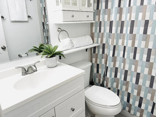 1700 SW 16th Ct Unit D30, Gainesville, FL 32608 - full bathroom with toilet and vanity