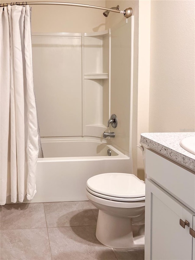 19140 NW 164th Pl, High Springs, FL 32643 - full bath featuring toilet, vanity, shower / bath combo, and tile patterned floors