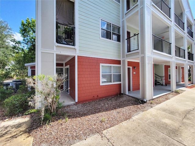 2360 SW Archer Rd Unit 101, Gainesville, FL 32608 - view of building exterior