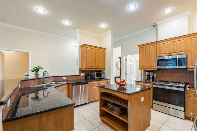 9263 SW 29th Ave, Gainesville, FL 32608 - kitchen with stainless steel appliances, a sink, open shelves, a center island, and tasteful backsplash