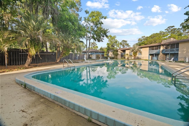 2811 SW Archer Rd Unit O123, Gainesville, FL 32608 - view of community pool