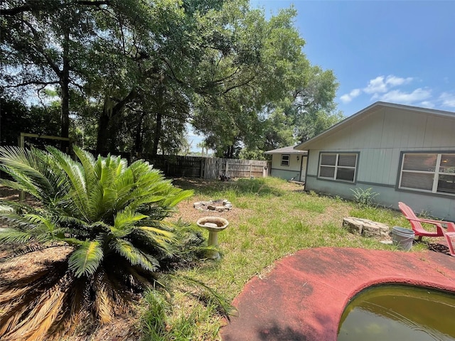 395 SW Grove St, Keystone Heights, FL 32656 - view of yard with a swimming pool
