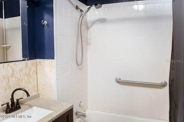 762 N Walnut St, Starke, FL 32091 - bathroom with shower / bathtub combination with curtain and vanity