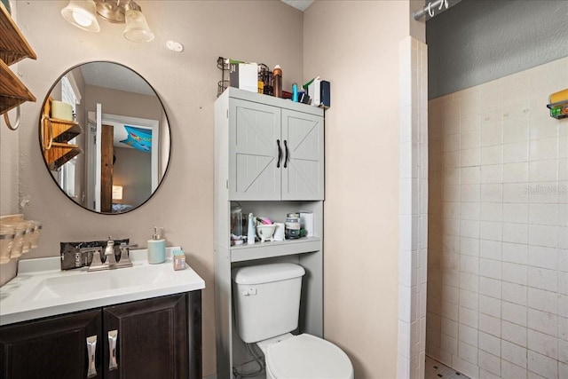 24 Sapphire Way, Ocala, FL 34472 - full bath with vanity, toilet, and tiled shower