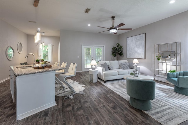 2072 SW 66th Dr, Gainesville, FL 32607 - living area featuring dark wood-style floors, ceiling fan, and recessed lighting