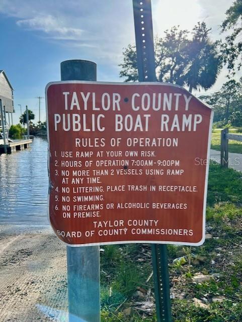 190 Tyler Ter, Perry, FL 32348