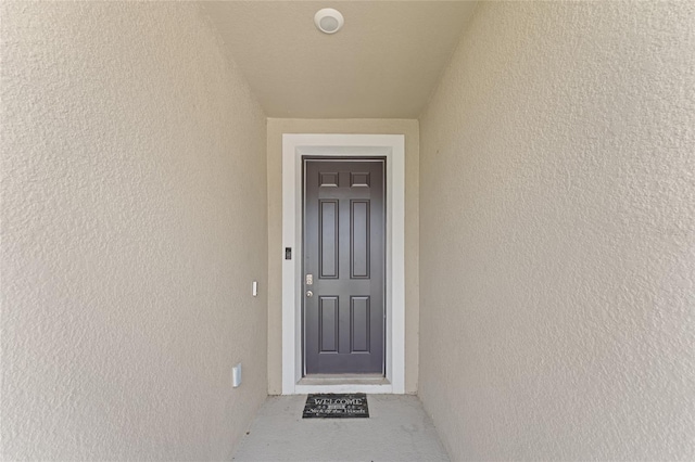 8123 SW 57th Ct, Ocala, FL 34476 - property entrance featuring stucco siding