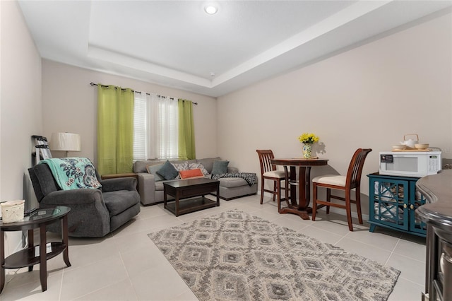 8123 SW 57th Ct, Ocala, FL 34476 - tiled living room with a raised ceiling