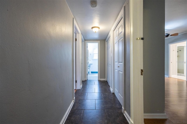 1404 NW 10th Ave, Gainesville, FL 32605 - hall with baseboards