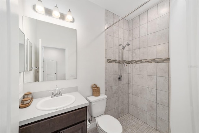 5604 SW 215th Ter, Newberry, FL 32669 - bathroom featuring vanity and a tile shower