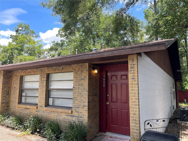 7006 SW 21st Ln, Gainesville, FL 32607 - photo 1