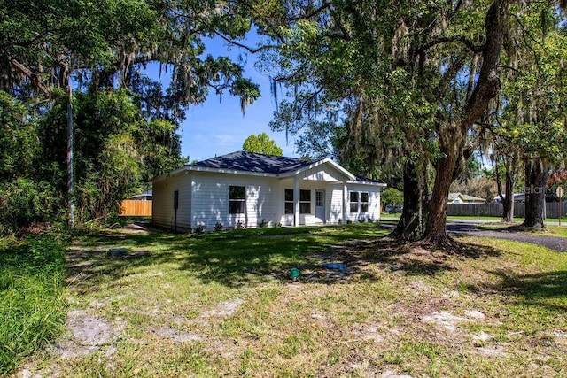 529 N Water St, Starke, FL 32091 - photo 3