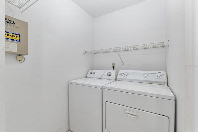 2963 SW 40th Ave, Gainesville, FL 32608 - laundry room with washer and clothes dryer