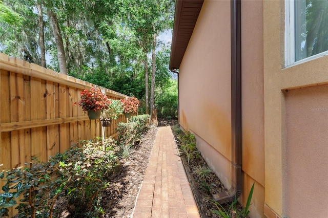 552 NW 136th St, Newberry, FL 32669 - view of property exterior