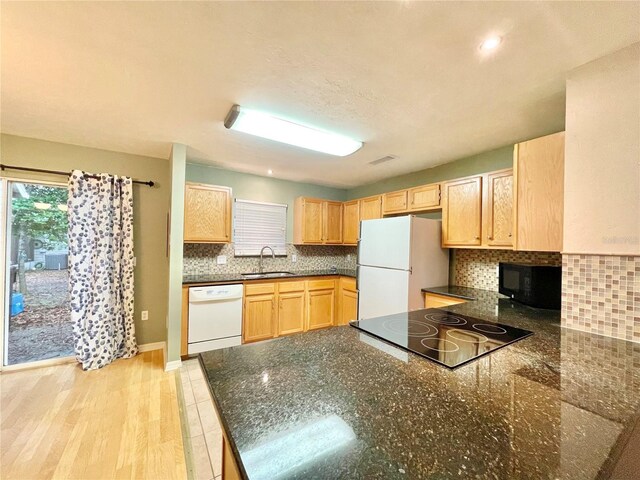 9754 SW 52nd Rd, Gainesville, FL 32608 - photo 3