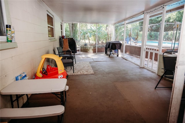9835 NW 6th Pl, Gainesville, FL 32607 - sunroom with healthy amount of natural light