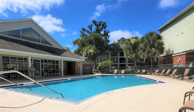 2360 SW Archer Rd Unit 208, Gainesville, FL 32608 - community pool with a patio area