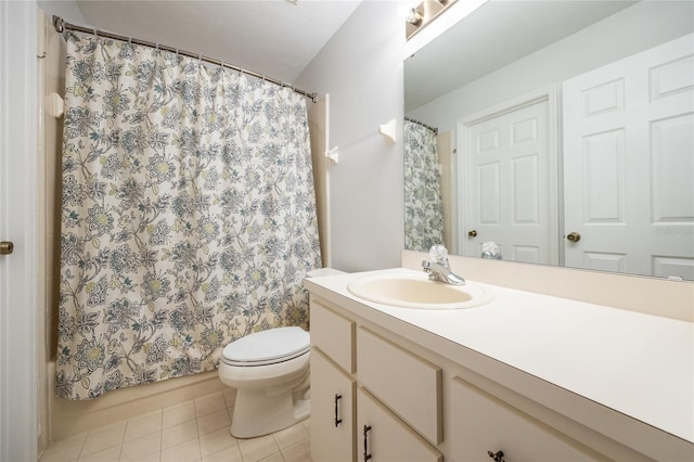 2013 SW 76th Ter, Gainesville, FL 32607 - full bath featuring vanity and tile patterned floors