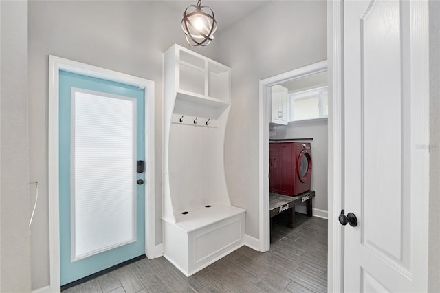 2556 SW 118th Ter, Gainesville, FL 32608 - mudroom with wood finish floors and washer / clothes dryer