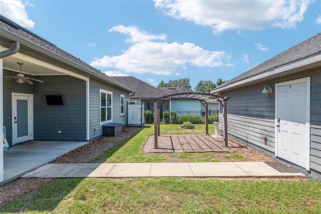 2556 SW 118th Ter, Gainesville, FL 32608 - view of yard with a patio, a ceiling fan, and a pergola