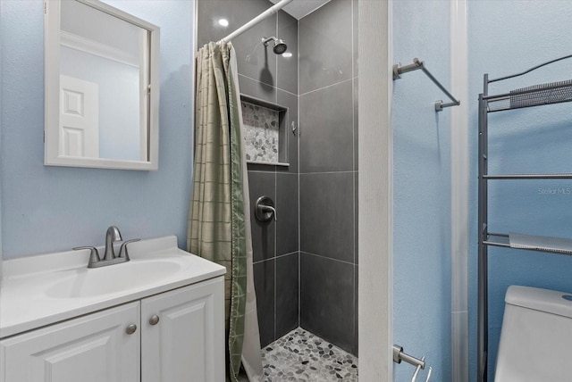 4444 5th Ave S, Saint Petersburg, FL 33711 - full bathroom with vanity and tiled shower