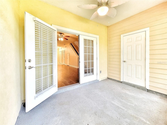 2508 SW 35th Pl Unit L-70, Gainesville, FL 32608 - view of exterior entry with a ceiling fan and a patio