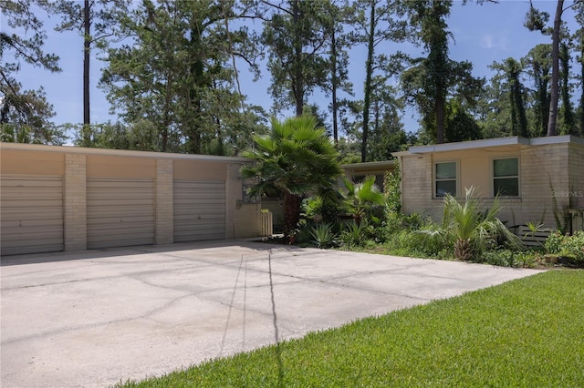 2010 NW 32nd Ter, Gainesville, FL 32605 - view of garage