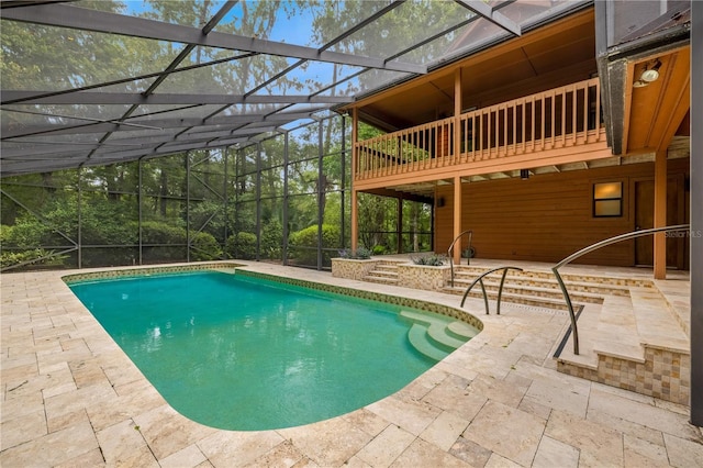 1225 NW 23rd Ter, Gainesville, FL 32605 - swimming pool with a patio and glass enclosure