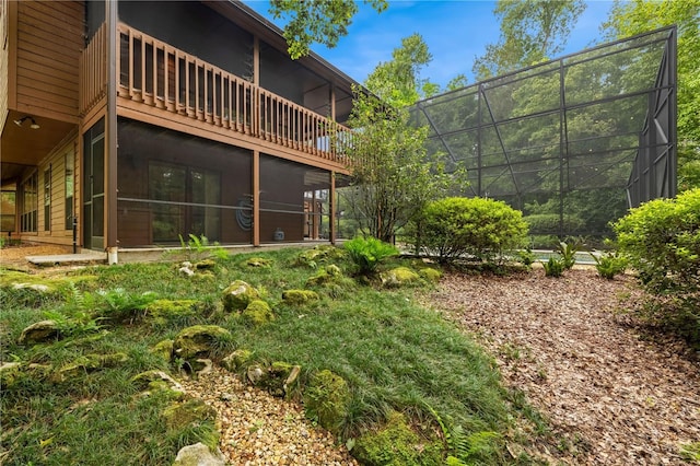1225 NW 23rd Ter, Gainesville, FL 32605 - view of yard featuring glass enclosure