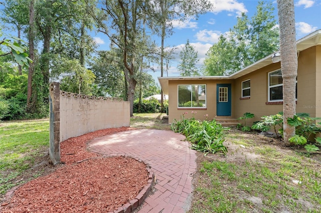 3857 SW 4th Pl, Gainesville, FL 32607 - view of yard with a patio