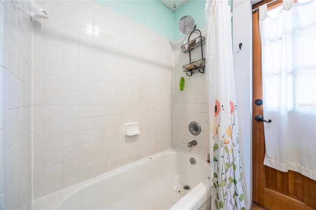 407 NW 8th St, Gainesville, FL 32601 - bathroom with shower / bath combo