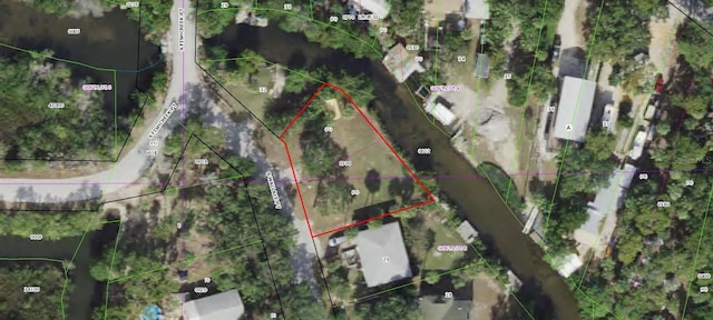 1501 S Wallace Pt, Crystal River, FL 34429