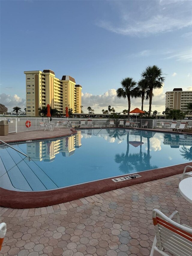 4750 Cove Cir Unit 502, Saint Petersburg, FL 33708 - photo 4