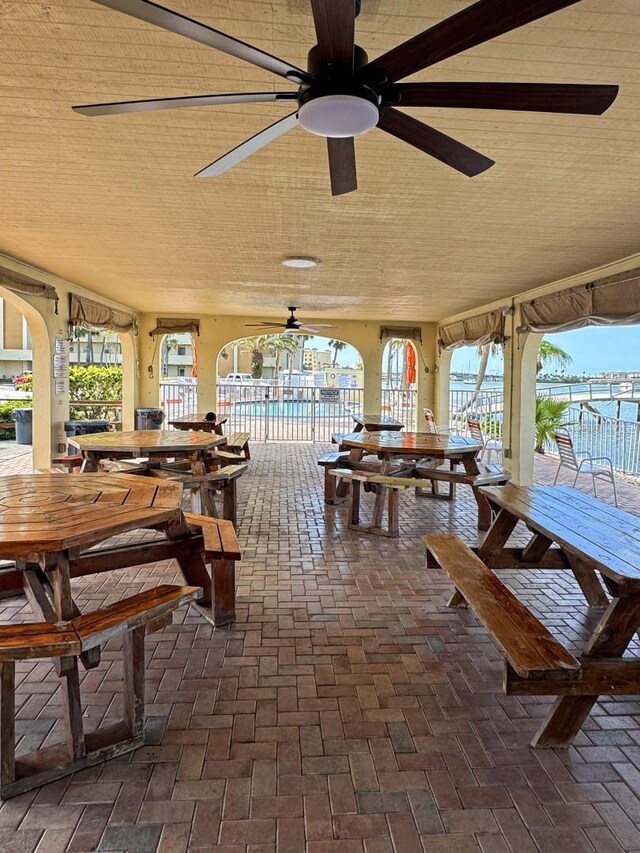 4750 Cove Cir Unit 502, Saint Petersburg, FL 33708 - photo 12