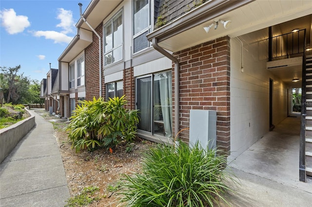 1700 SW 16th Ct Unit P-3, Gainesville, FL 32608 - photo 1