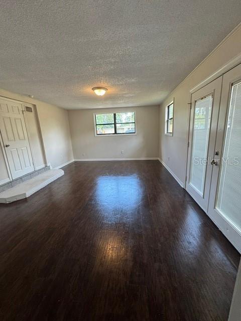 10172 Melanie Ave, Jacksonville, FL 32218 - photo 8