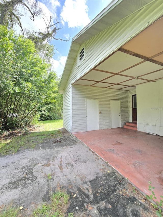18248 High Springs Main St, High Springs, FL 32643 - view of patio with an attached carport