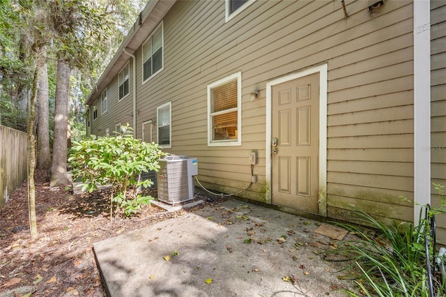 4415 SW 34th St Unit 107, Gainesville, FL 32608 - doorway to property featuring a patio area