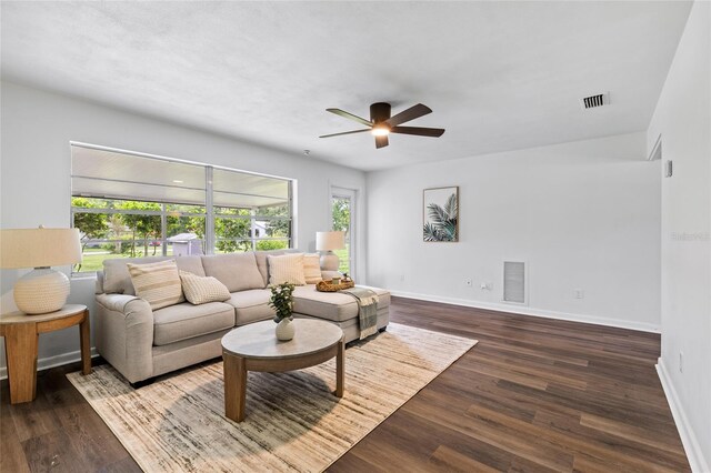 311 SW 4th St, Trenton, FL 32693 - photo 13