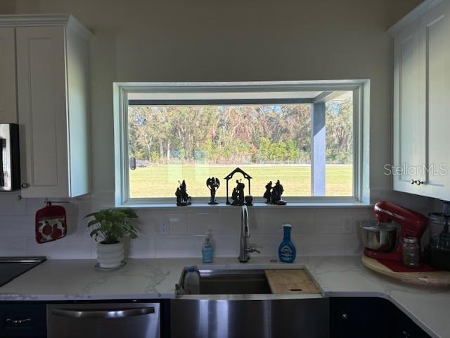 9271 NW 70th St, Chiefland, FL 32626 - photo 5