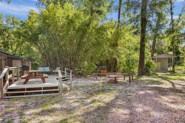 4923 SW Ichetucknee Ave, Fort White, FL 32038 - view of yard featuring a deck