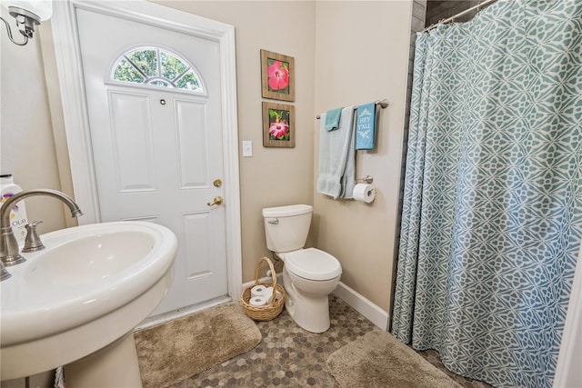 174 SW Dalmation Ln, Lake City, FL 32024 - full bathroom with a sink and curtained shower