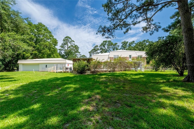 174 SW Dalmation Ln, Lake City, FL 32024 - view of green lawn