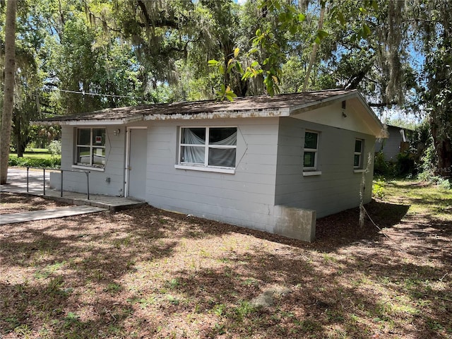 654 NE 2nd St, Crystal River, FL 34429 - view of home's exterior