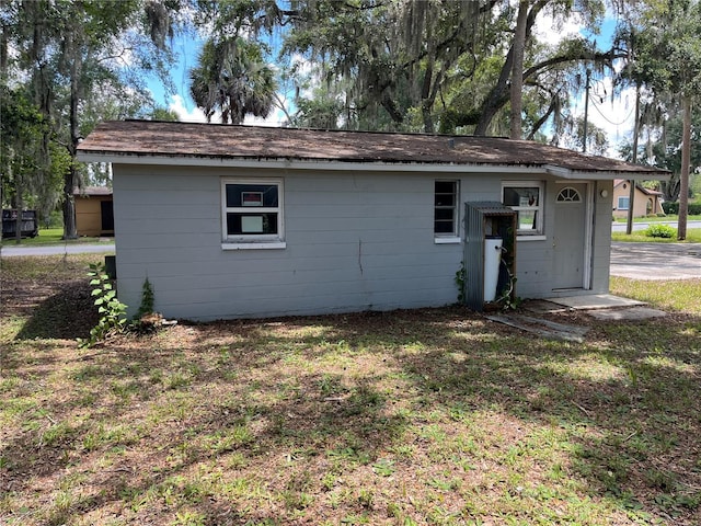 654 NE 2nd St, Crystal River, FL 34429 - view of outdoor structure