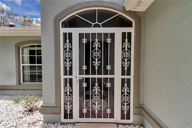 8198 N Brook Way, Citrus Springs, FL 34433 - property entrance with stucco siding
