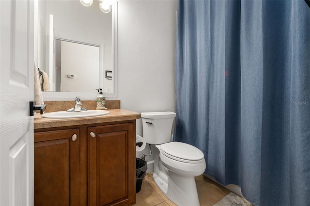 6326 SW 90th St, Gainesville, FL 32608 - full bathroom featuring tile patterned flooring, vanity, and a shower with curtain